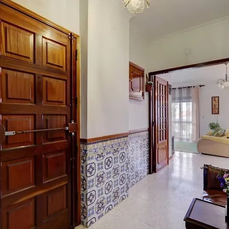 Mary'S House A 15 Minutos Do Centro De Lisboa Apartment *